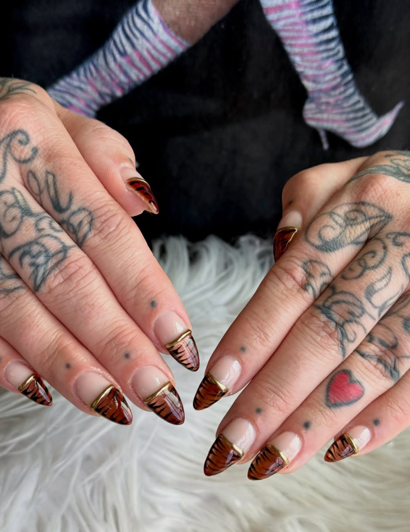 2Lee Nail Studio Instagram gallery preview 9